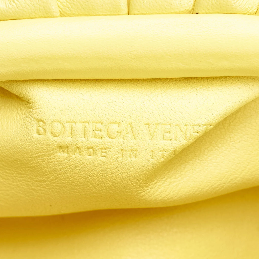 Pre-Owned Authenticated Bottega Veneta The Pouch Calf Leather Yellow Crossbody Bag Unisex (Good)