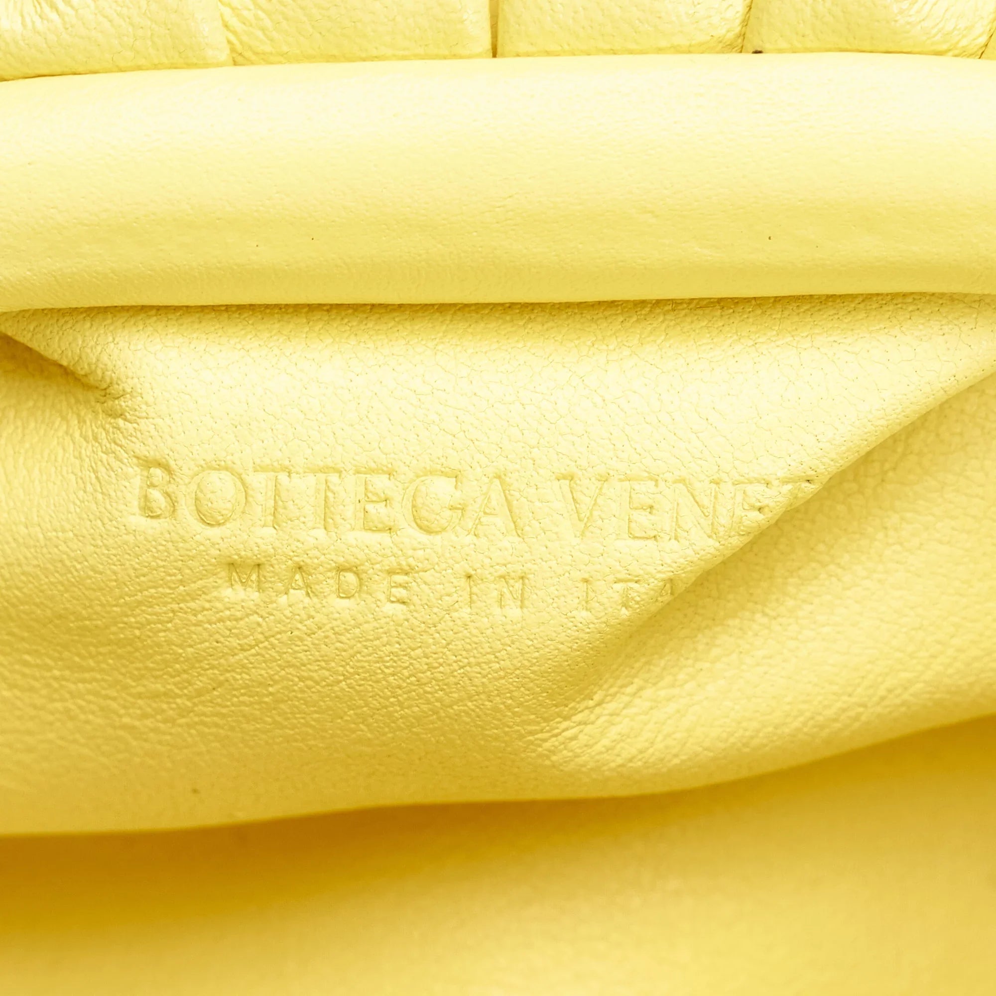 Pre-Owned Authenticated Bottega Veneta The Pouch Calf Leather Yellow Crossbody Bag Unisex (Good)