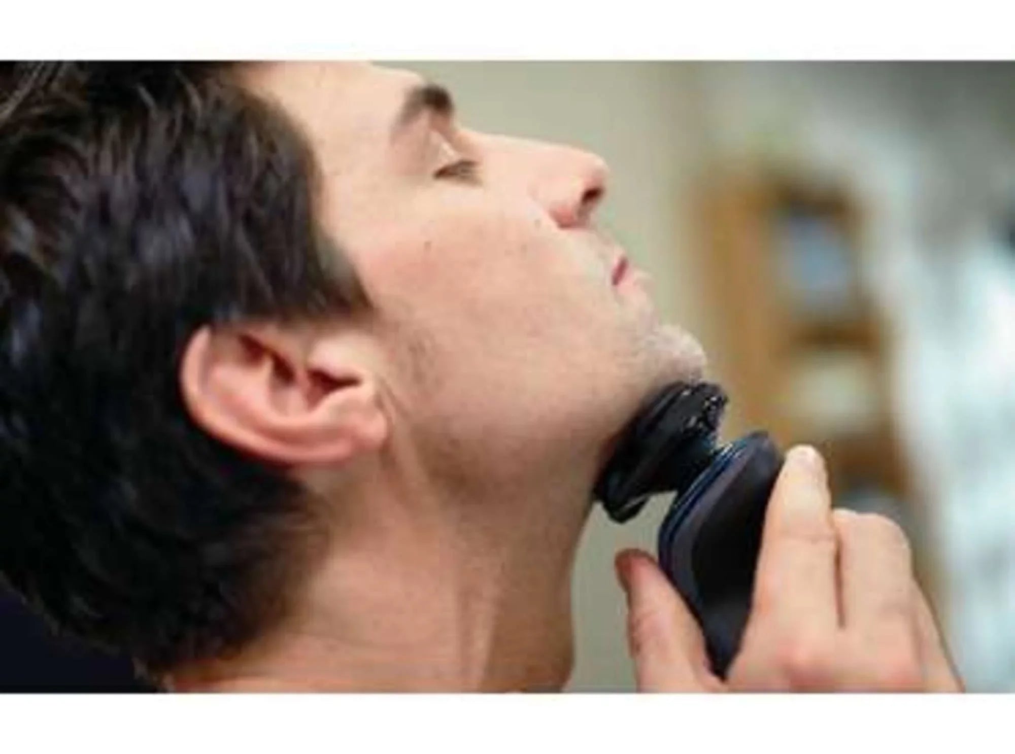 Philips Norelco 5300 Rechargeable Wet/Dry Electric Shaver S5203/81