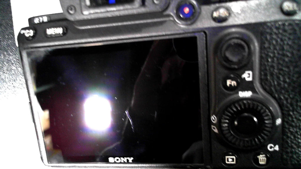 Sony a7  Full-Frame Mirrorless Interchangeable-Lens Camera Optical with 3-Inch , Black (ILCE7M3/B)
