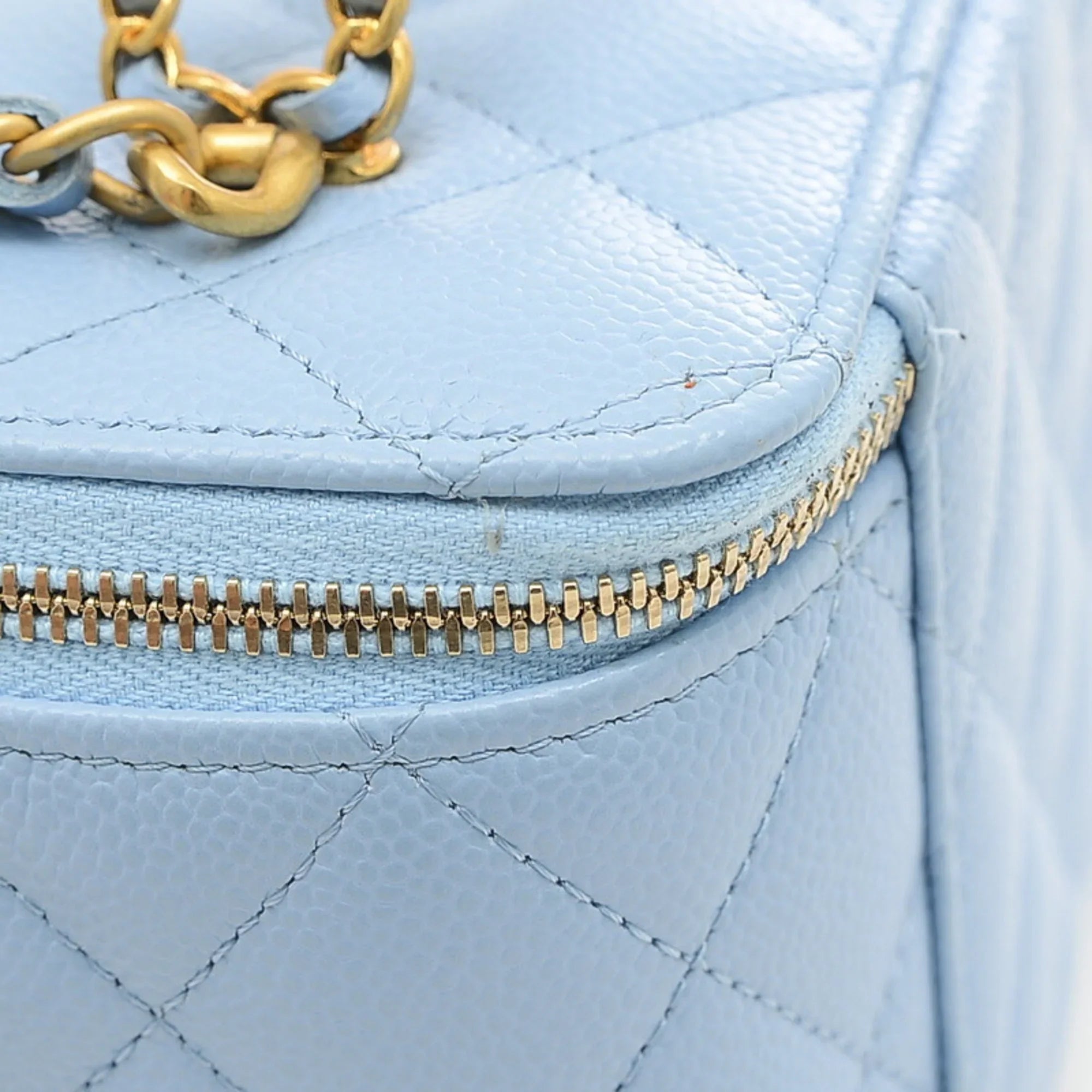 Pre-Owned Chanel Logo Handle Vanity Shoulder Bag Caviar Skin Blue Gold Hardware AP2805 (Good)