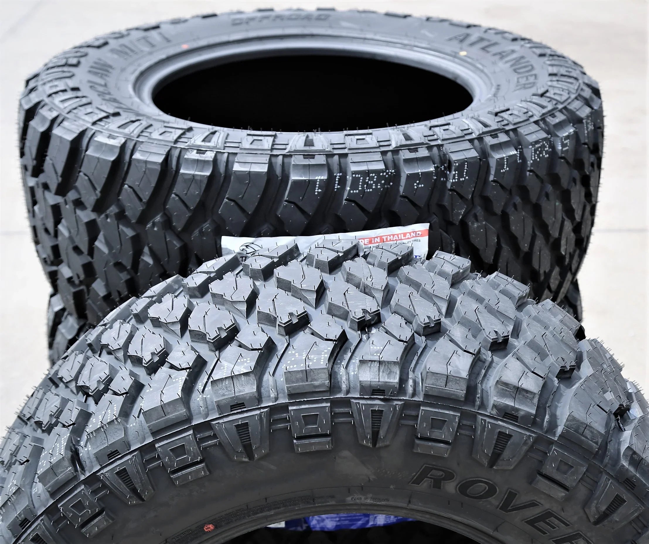 Atlander Roverclaw M/T I  305/70R17 Load E 10 Ply  Mud Tire