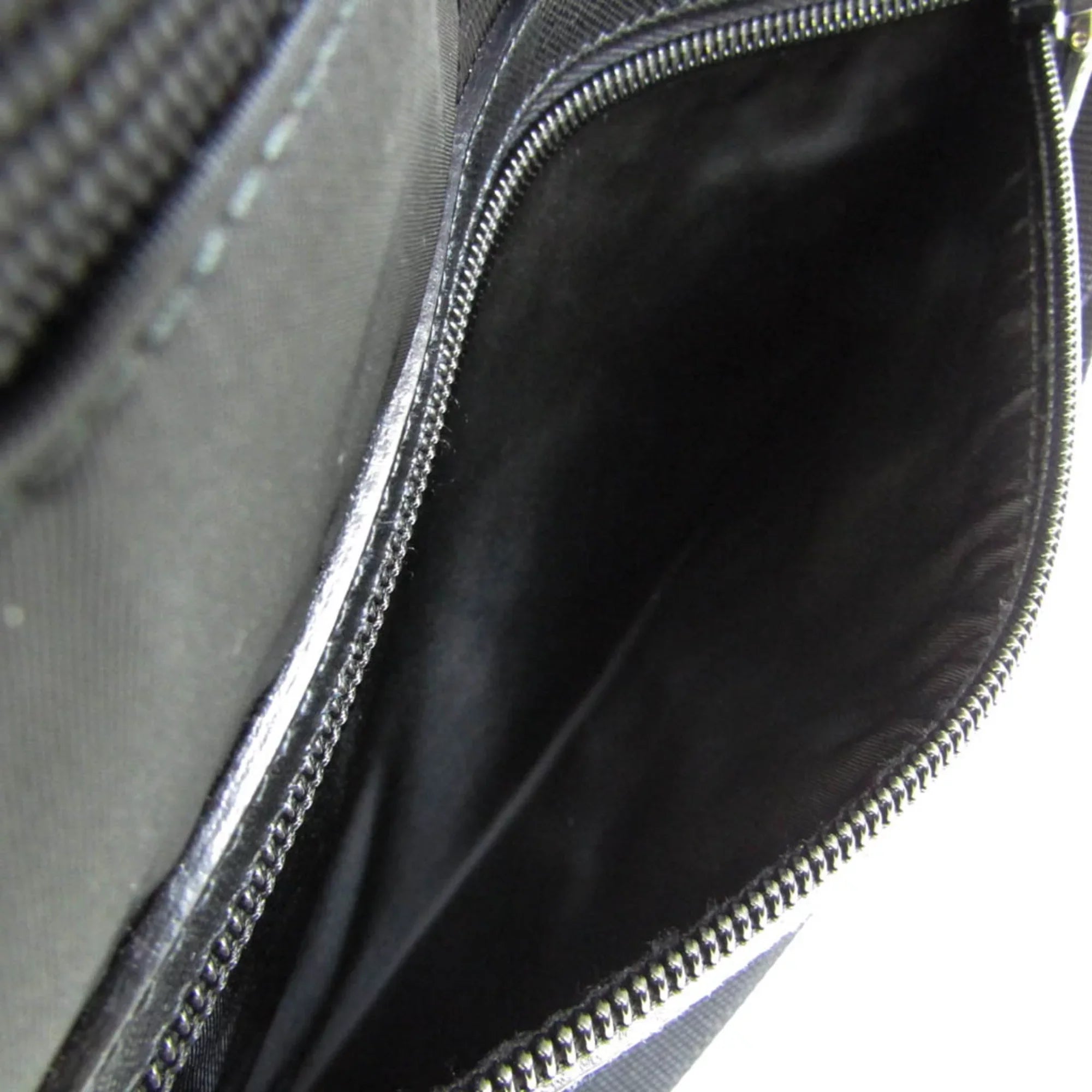 Pre-Owned Prada Women,Men Leather,Nylon Shoulder Bag Black (Good)