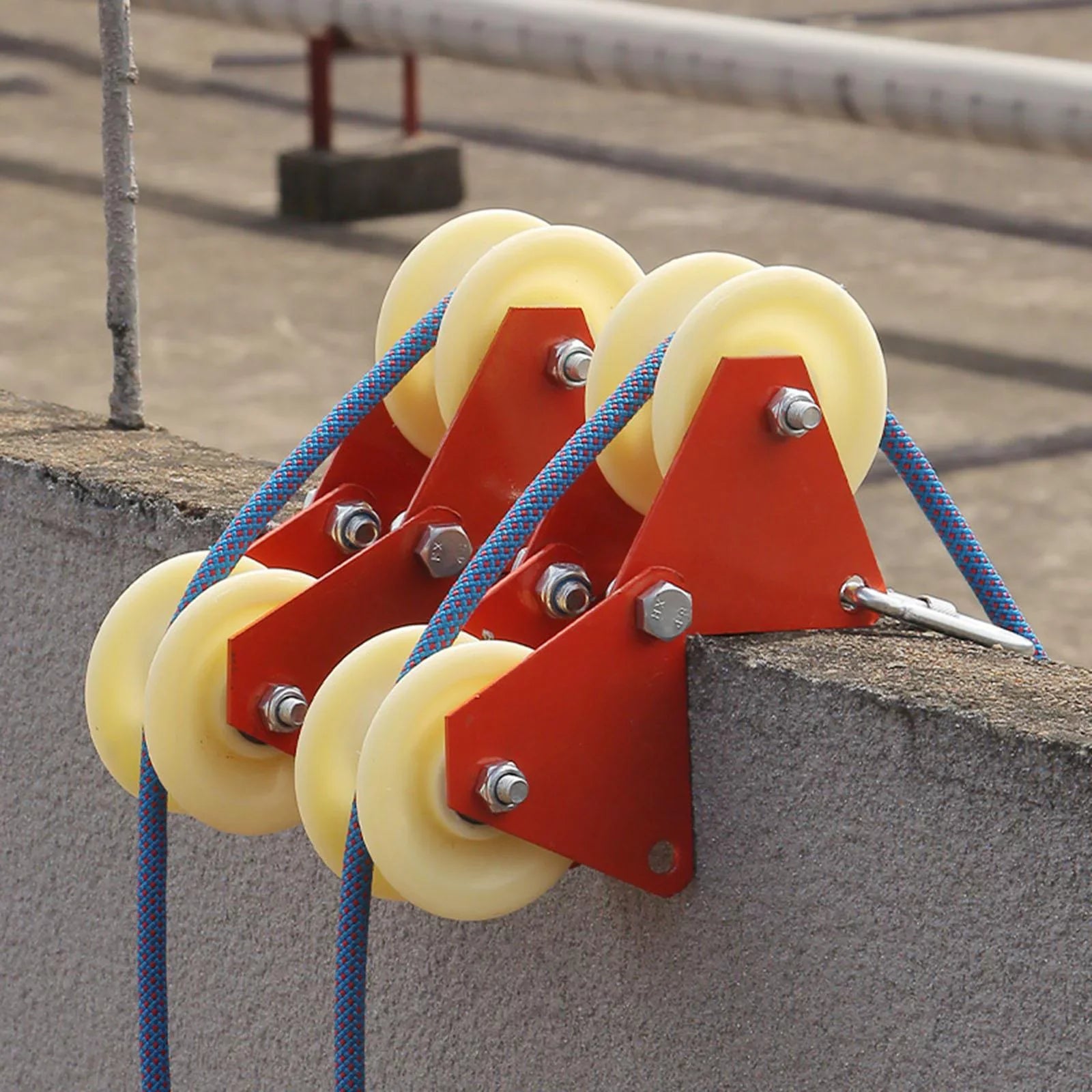 Rock Climbing Hiking Abseiling Rappelling Rope Anchor Rope Edge Sheath Wheels Wear-Resistant Accessories