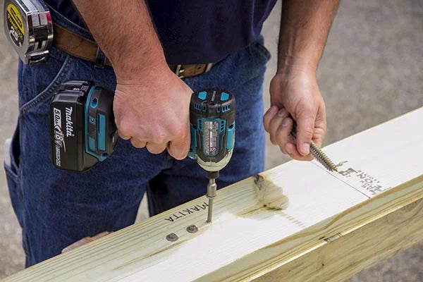 Makita DTD173 Cordless Impact Driver 18V   Brushless Motor Electric Drill (Tool Only)-Green