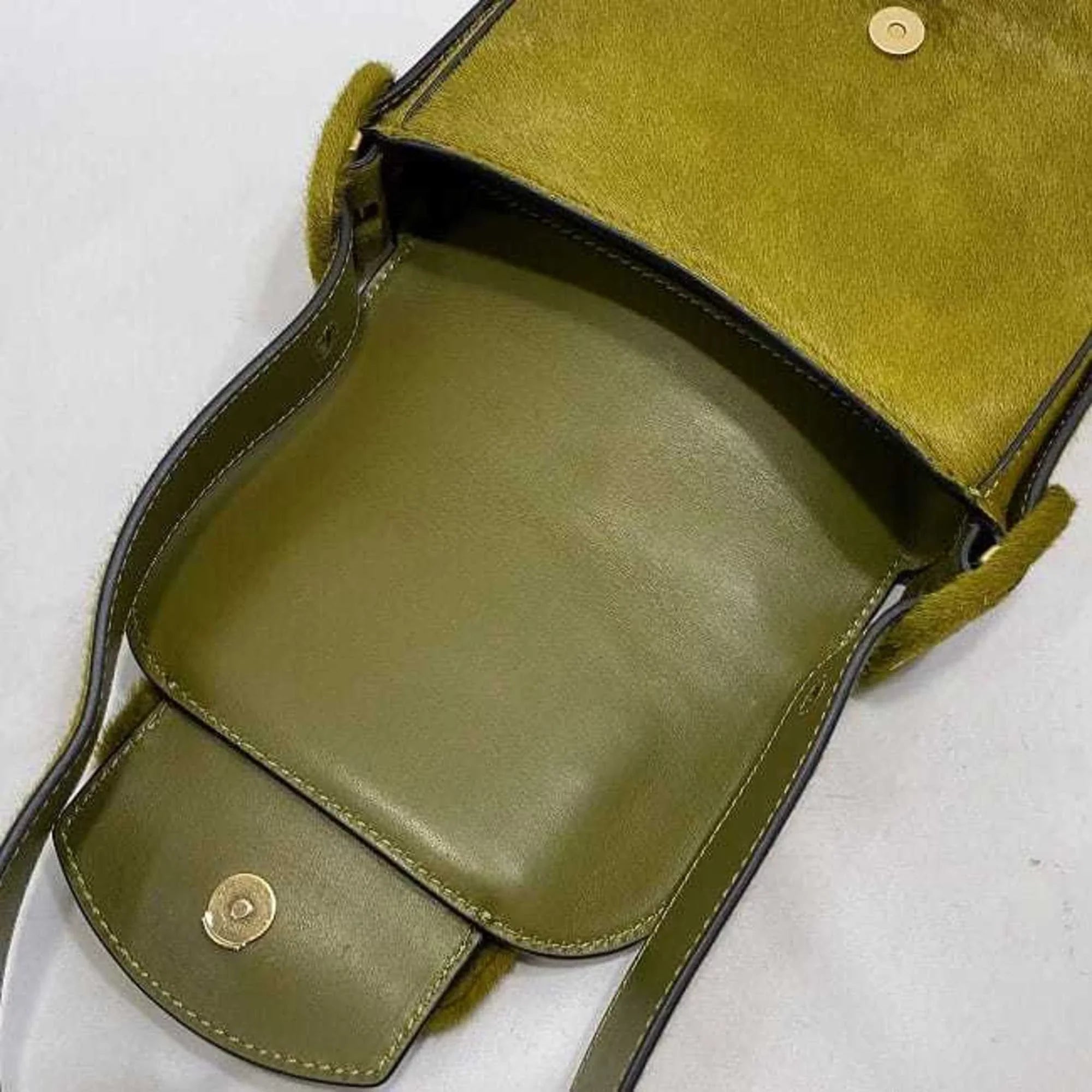 Pre-Owned Tory Burch Bag Green Half Moon Harako Leather   Flap Belt Women's (Good)