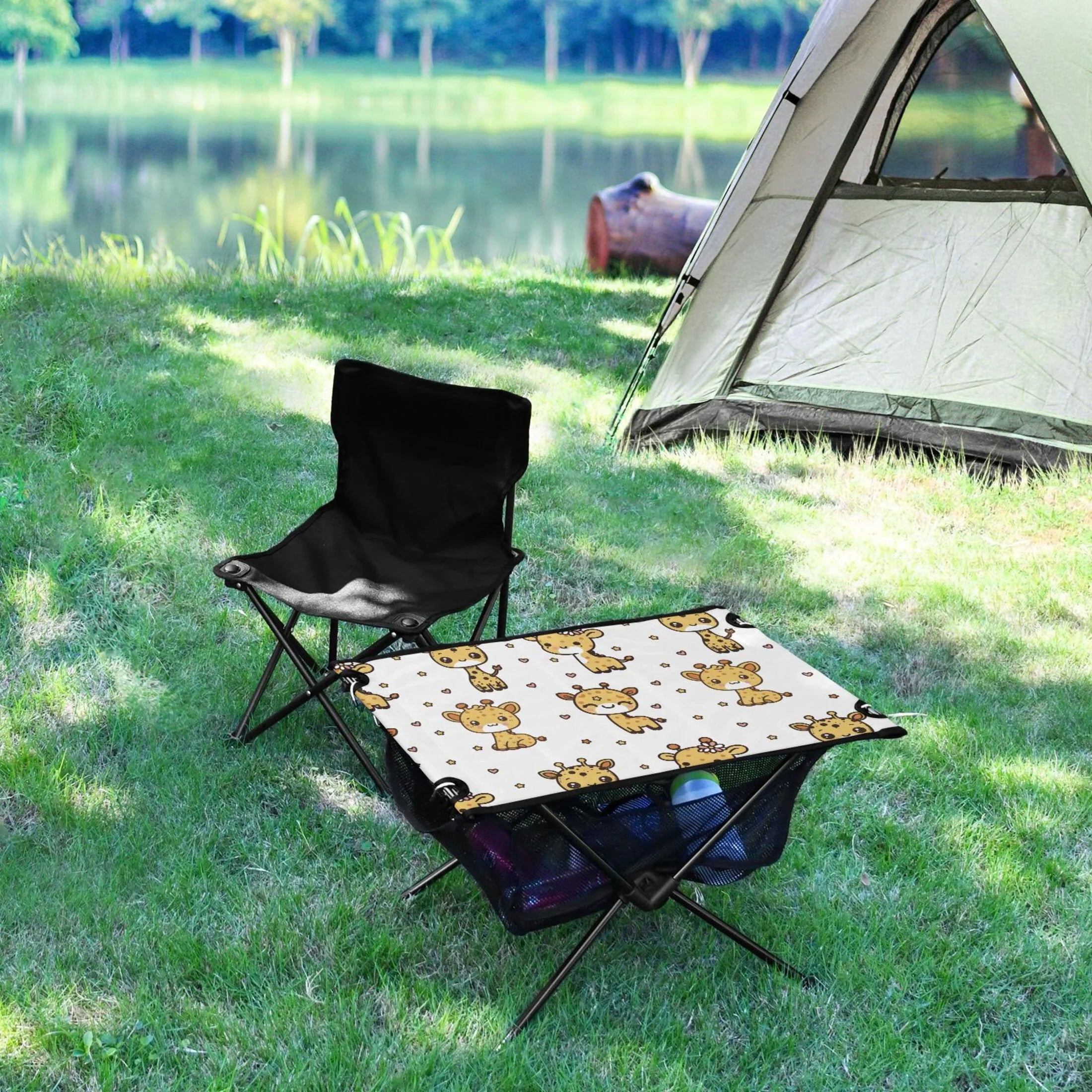 Cute Cartoon Giraffe Pattern Camping Folding Table Portable Beach Table with Storage Bag Compact Picnic Table for Outdoor Travel Fishing