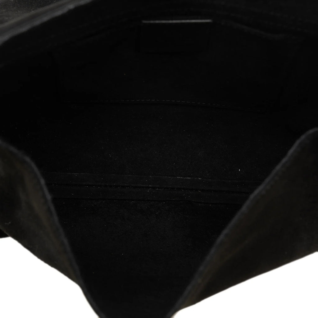 Pre-Owned Authenticated Gucci Heart Crossbody Suede Leather Black Crossbody Bag Unisex (Good)