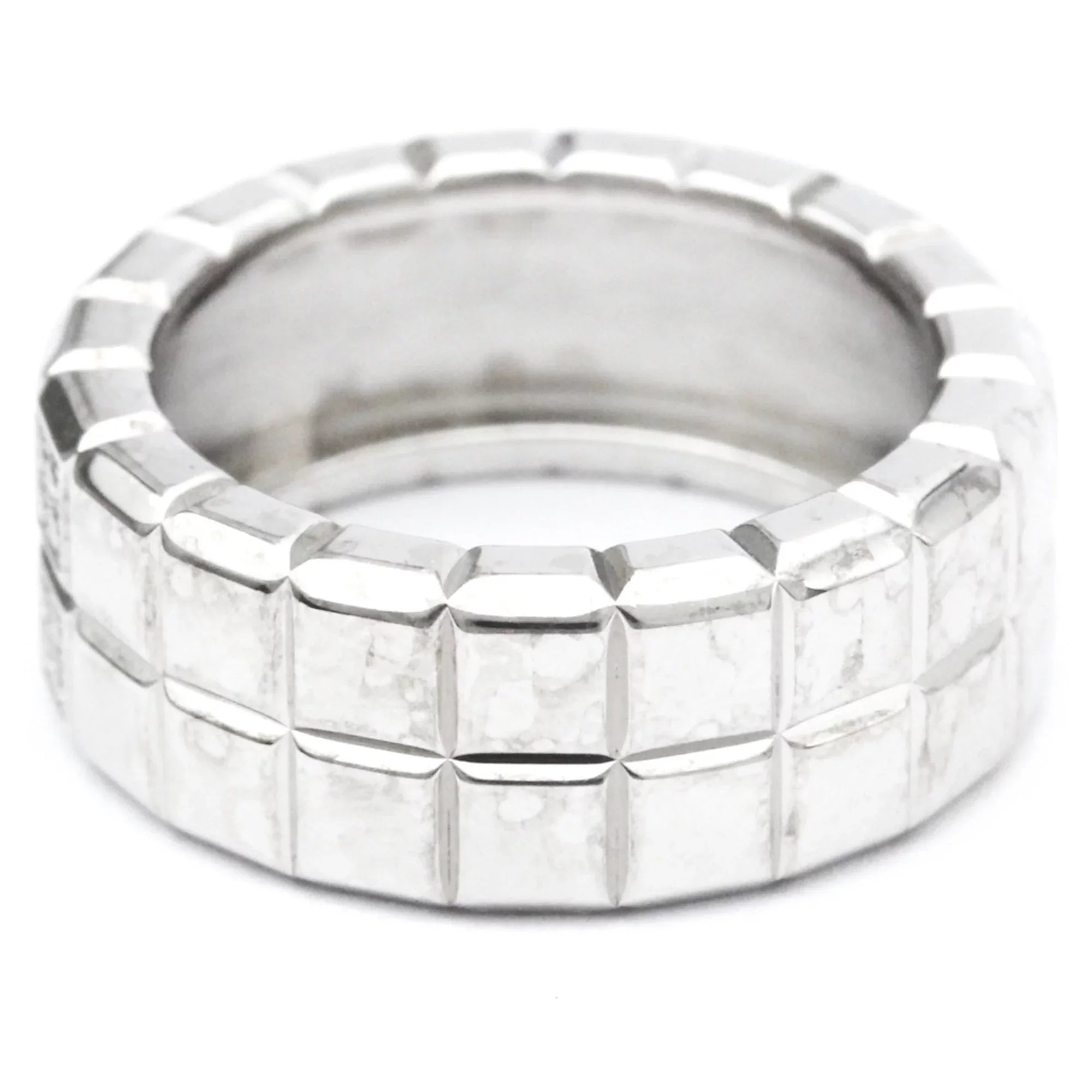 Pre-Owned Chopard Ice Cube 82/3790 White Gold (18K) Fashion Diamond Band Ring (Good)