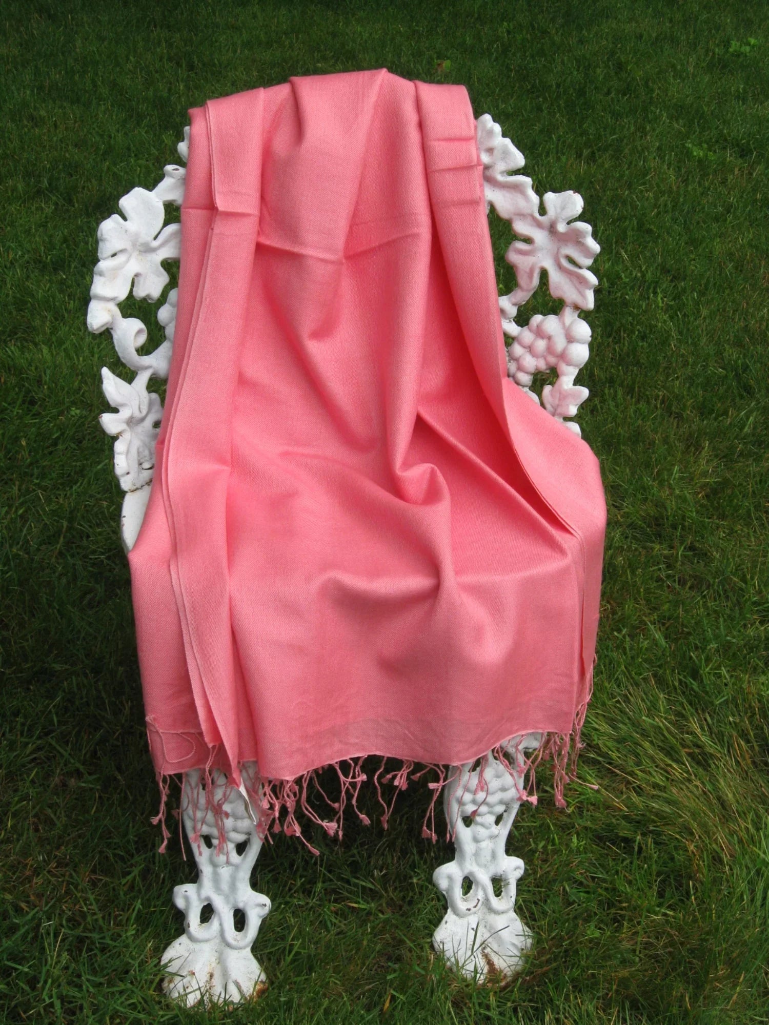 Scarf/Scarves/Shawl/Shawls/Stole/Wrap/Pashmina Scarf/Pashmina Shawl/Cashmere/Cashmere Scarf/Wool/Silk (Light Coral)