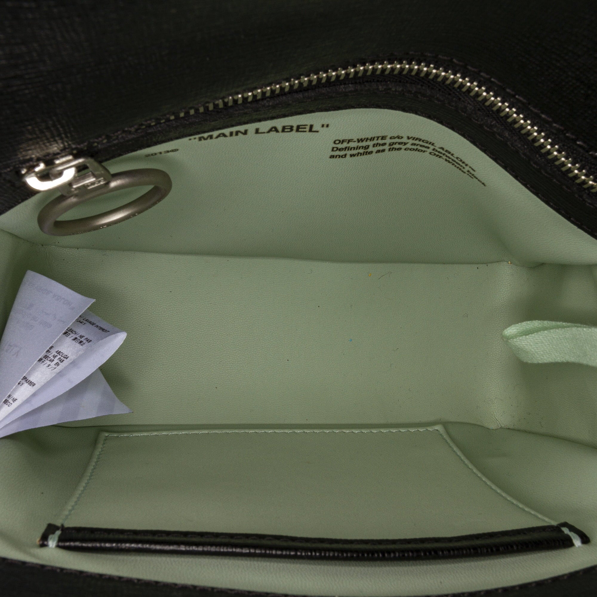 Pre-Owned Authenticated Off-White Binder Clip Crossbody Bag Calf Leather Black Unisex (Good)