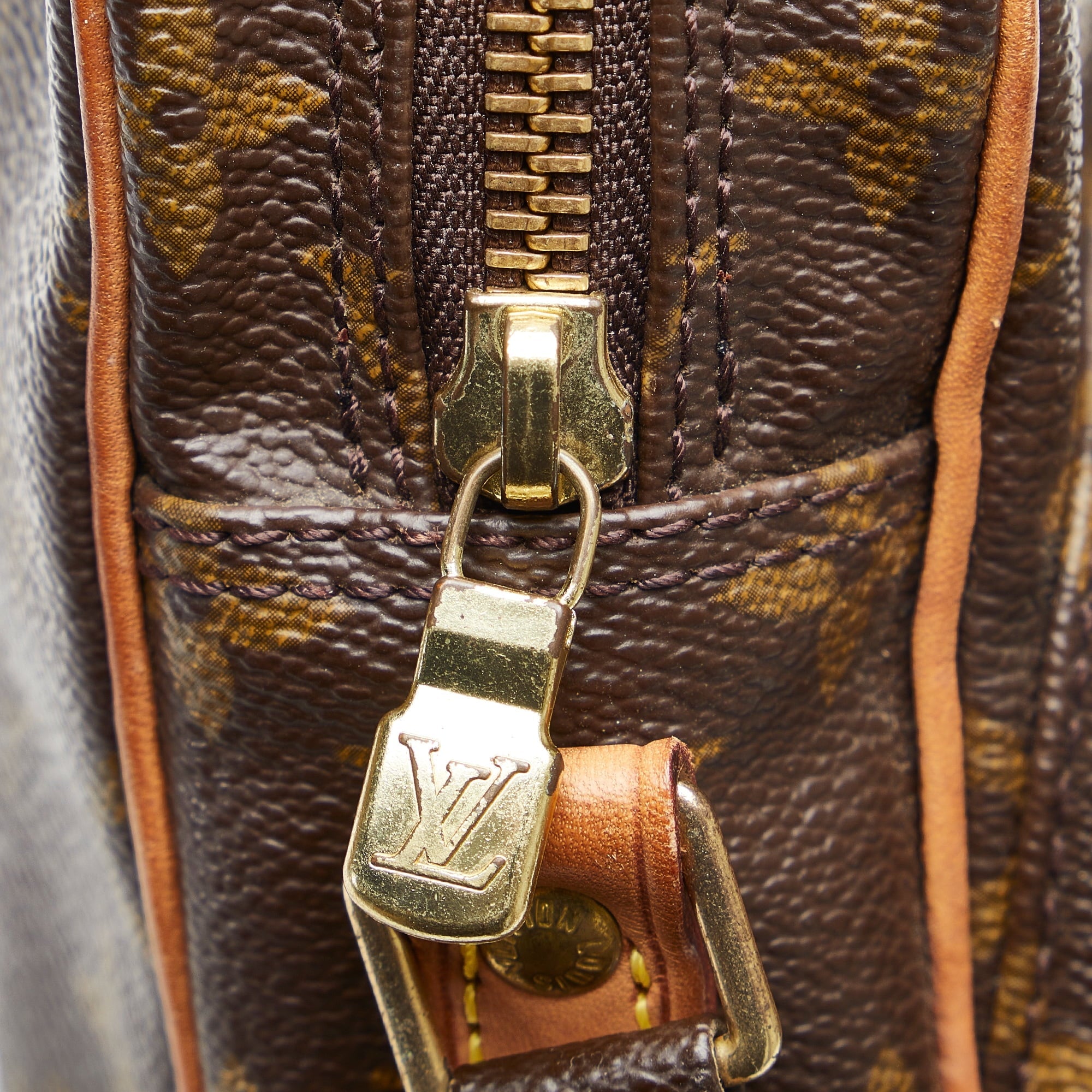 Pre-Owned Authenticated Louis Vuitton Monogram Amazone Canvas Brown Crossbody Bag Unisex (Fair)