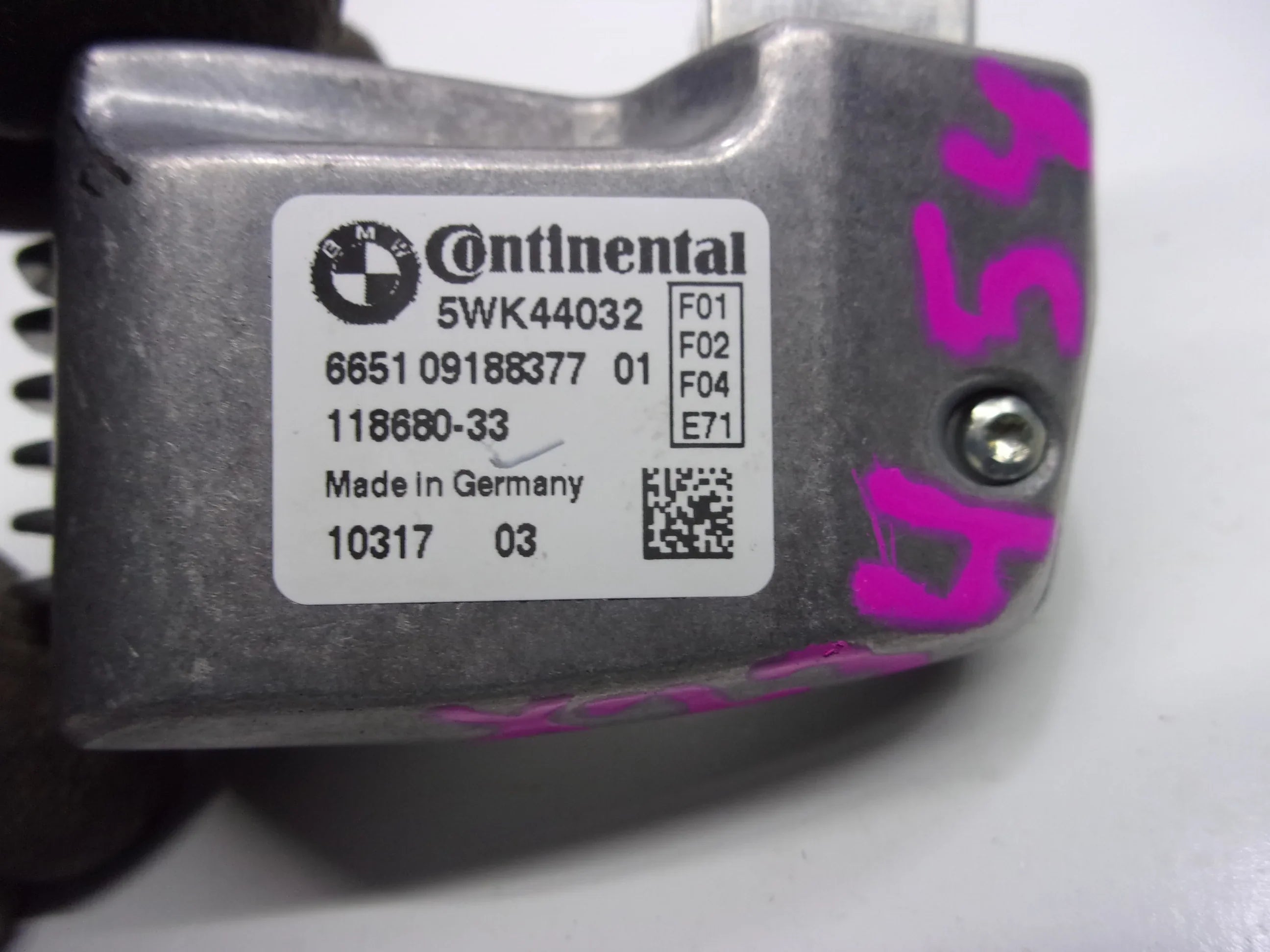 Pre-Owned 2009-2012  750 Lane Keep Lane Departure Camera 665109188377  (Good)