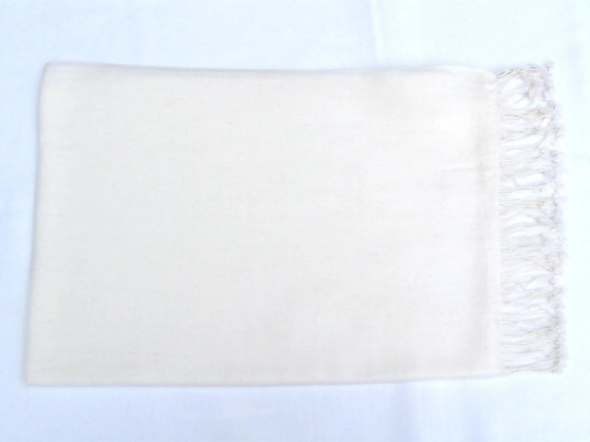 Shawl/Shawls/Scarf/Scarves/Wrap/Stole/Muffler/Cape/Ruana/Blanket/Throw/Pashmina Shawl/Cashmere Scarf/Wool/Silk (Cream/Ivory Regular Shawl)