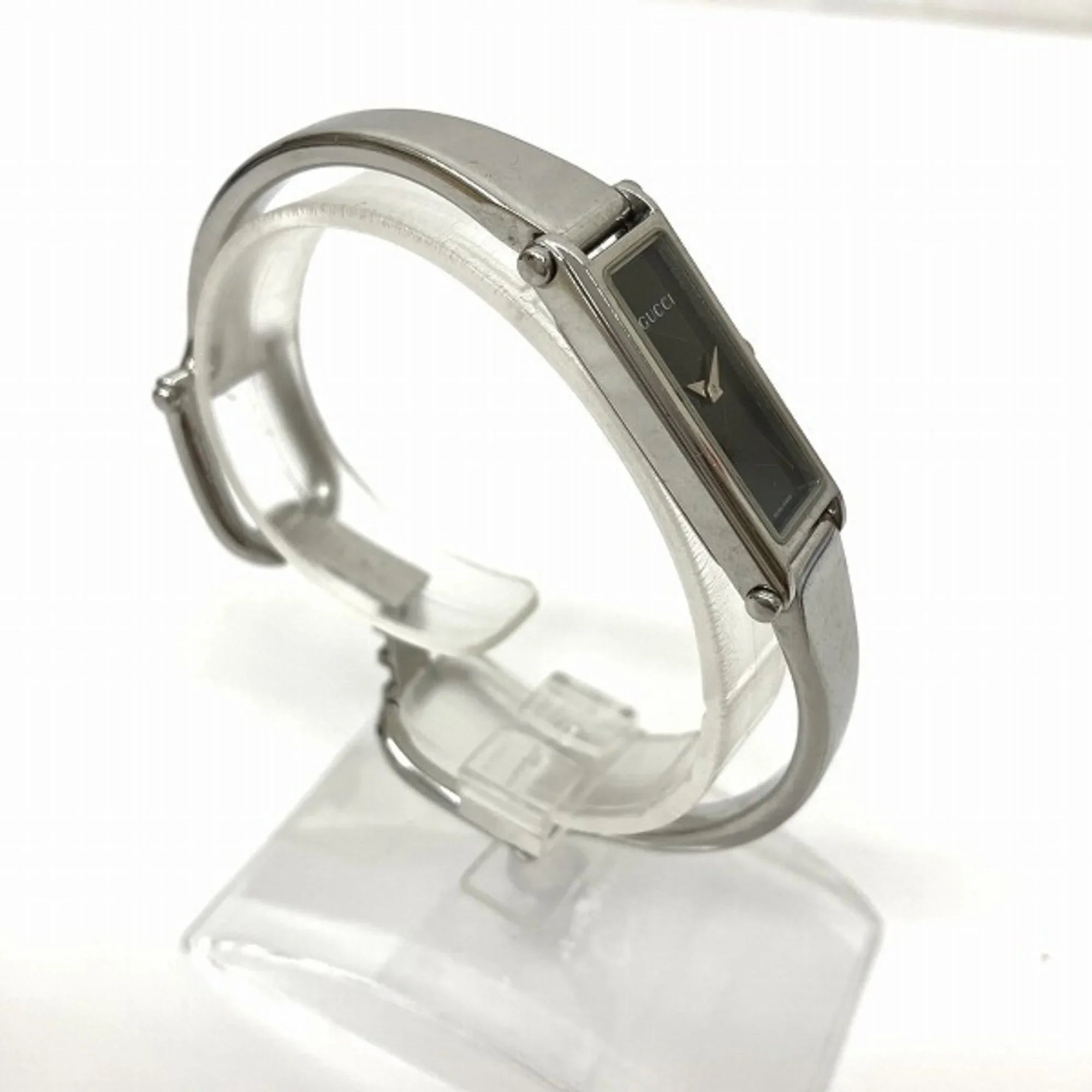 Pre-Owned  1500L Black Quartz Watch Ladies (Good)