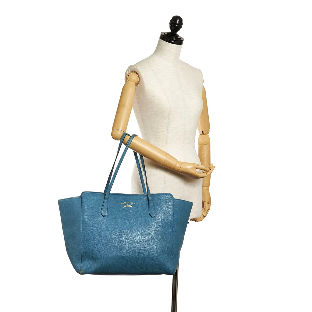 Pre-Owned Authenticated Gucci Medium Swing Tote Bag Calf Leather Blue Women (Good)