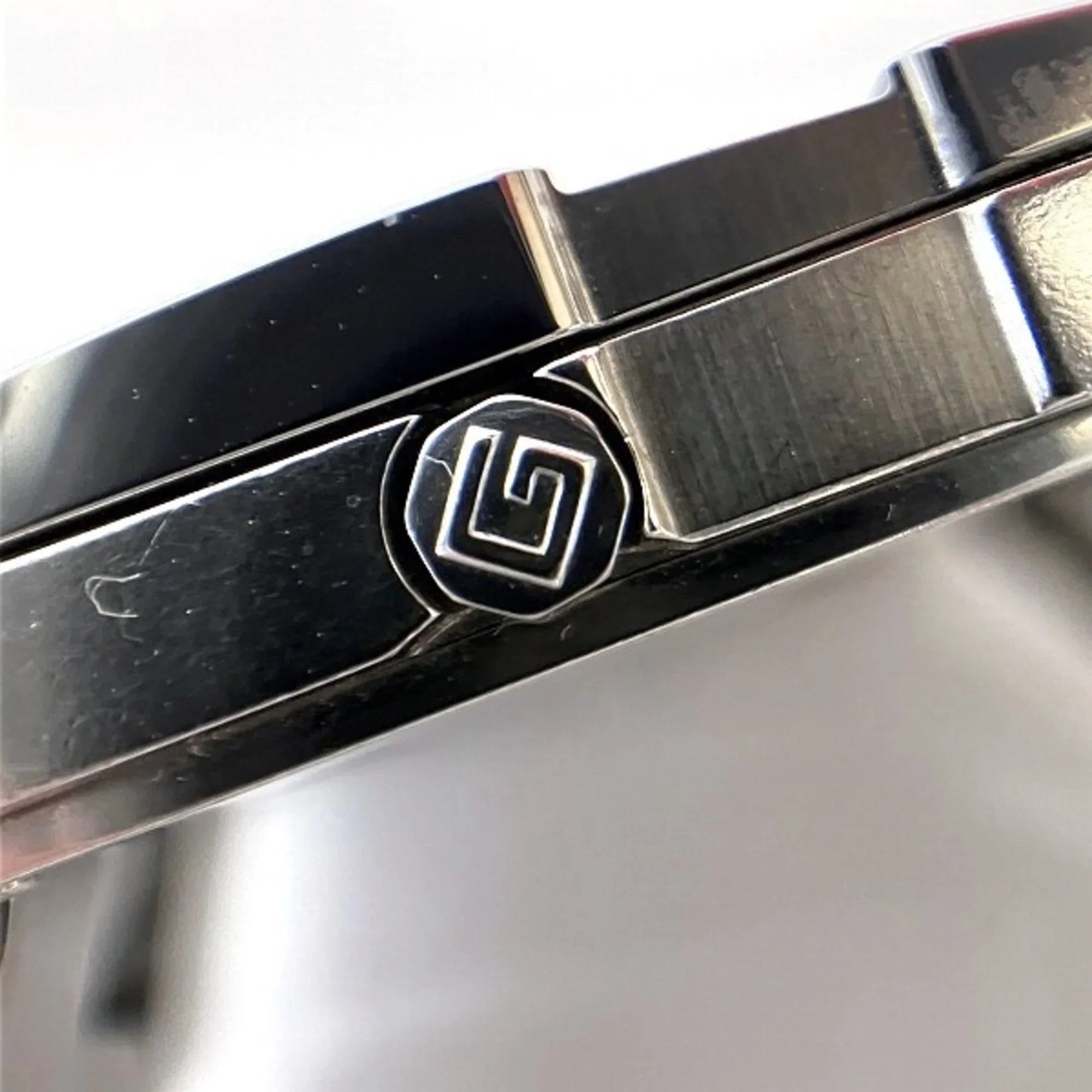 Pre-Owned Gucci  3600J quartz watch ladies (Good)