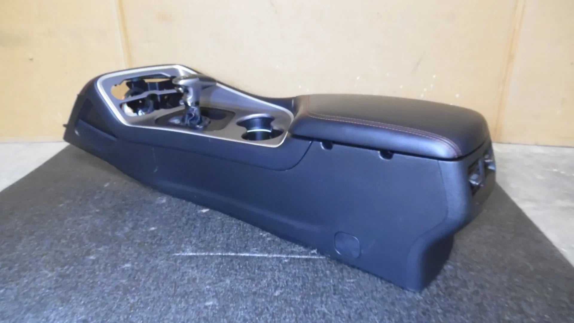 Pre-Owned 2015-2023 Dodge Challenger Center Floor Console w/ Lid Armrest  Black  (Good)