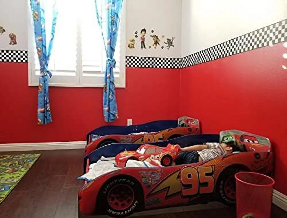 Checkered Flag Cars Wallpaper Border-6 Inch (Black Edge)