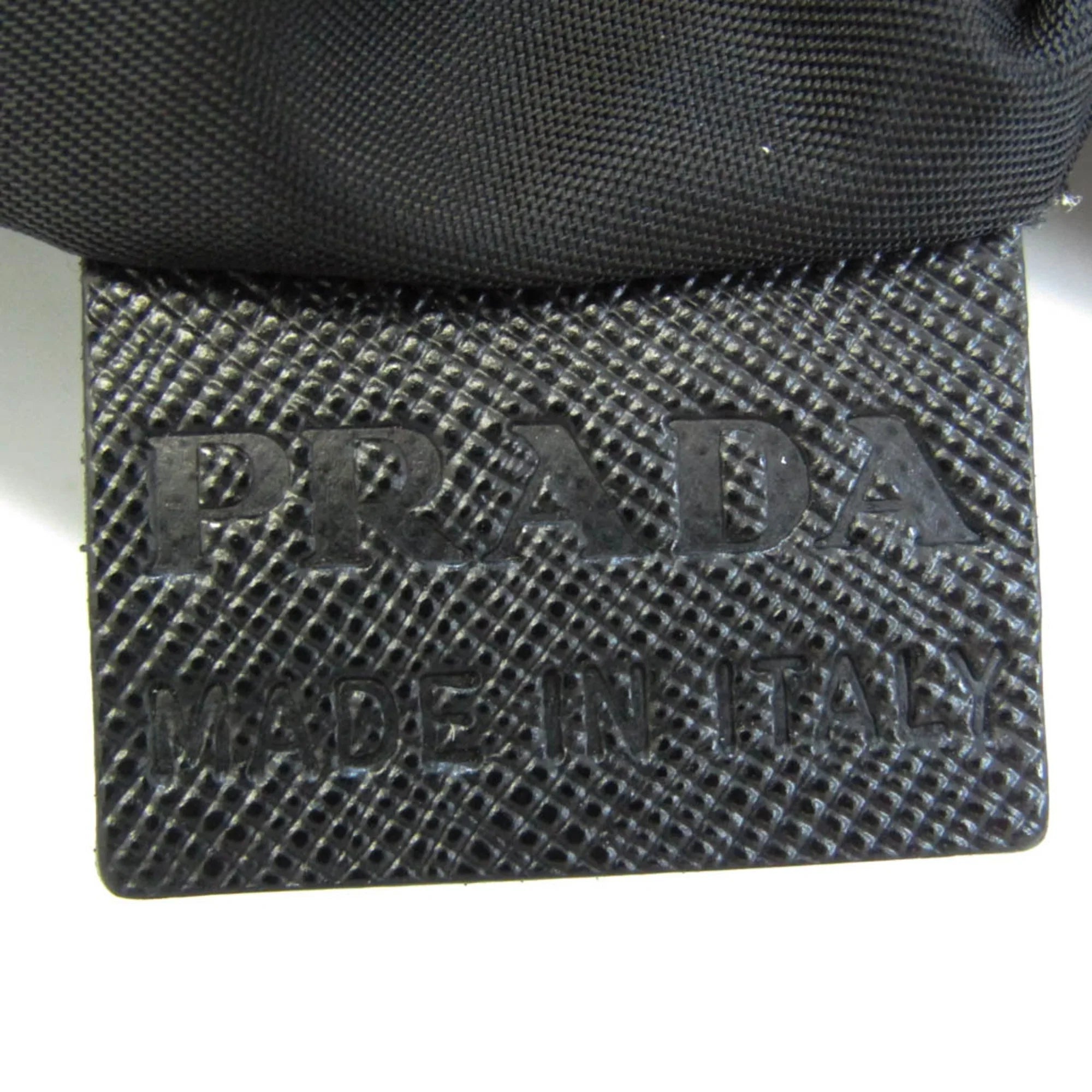 Pre-Owned Prada Women,Men Leather,Nylon Shoulder Bag Black (Good)