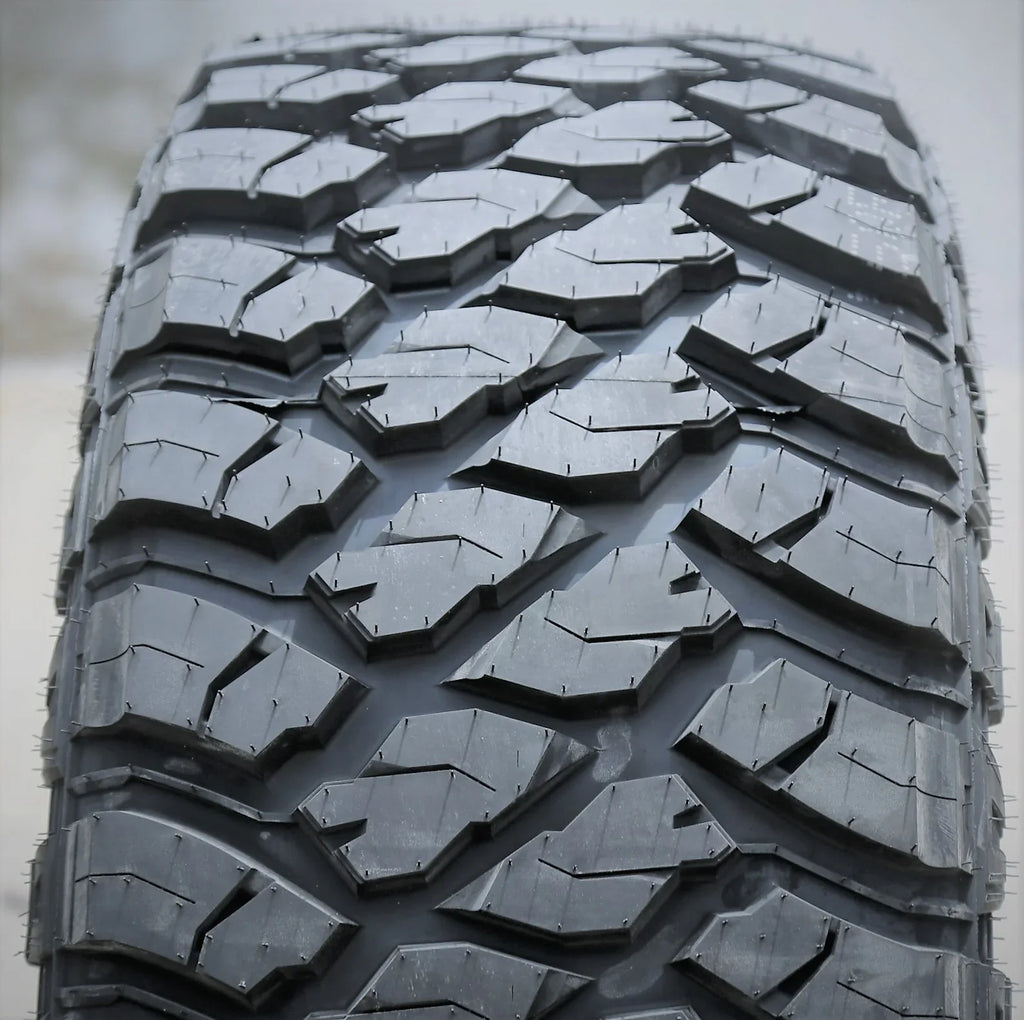 Atlander Roverclaw M/T I  305/70R17 Load E 10 Ply  Mud Tire