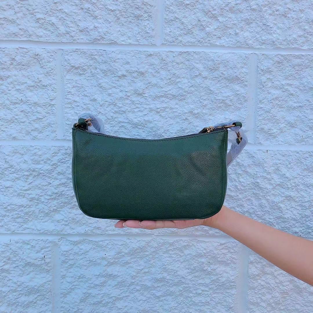 Fossil SHB3020298 Skylar Mini Baguette In Green