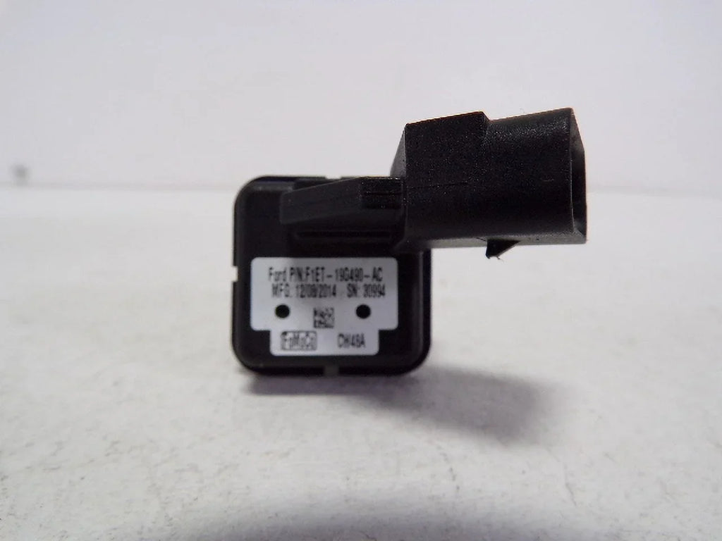 Pre-Owned 15 16 17 18 Ford Focus Rear View Backup Camera   (Good)