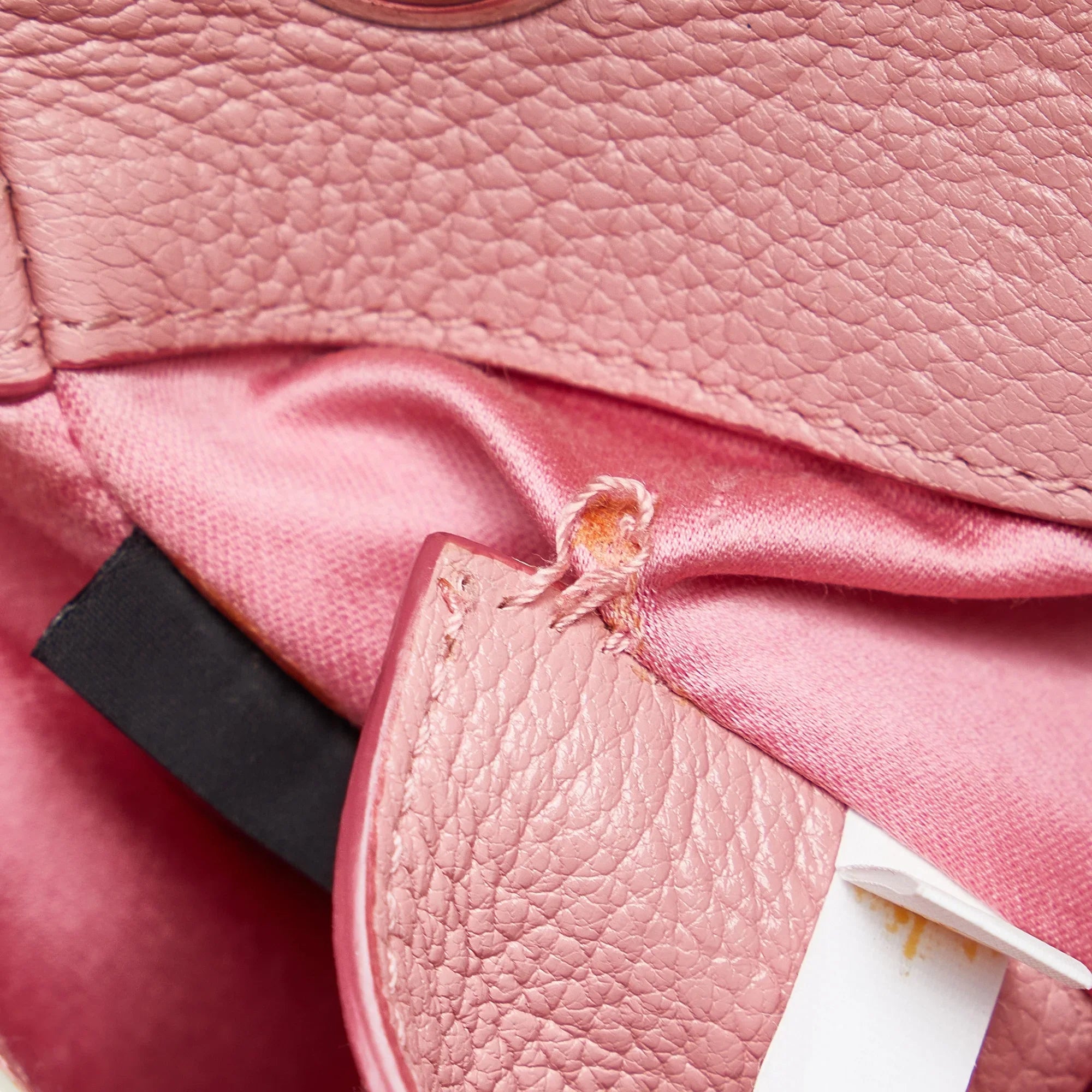 Pre-Owned Authenticated Miu Miu Flower Print Crossbody Calf Leather Pink Crossbody Bag Unisex (Good)