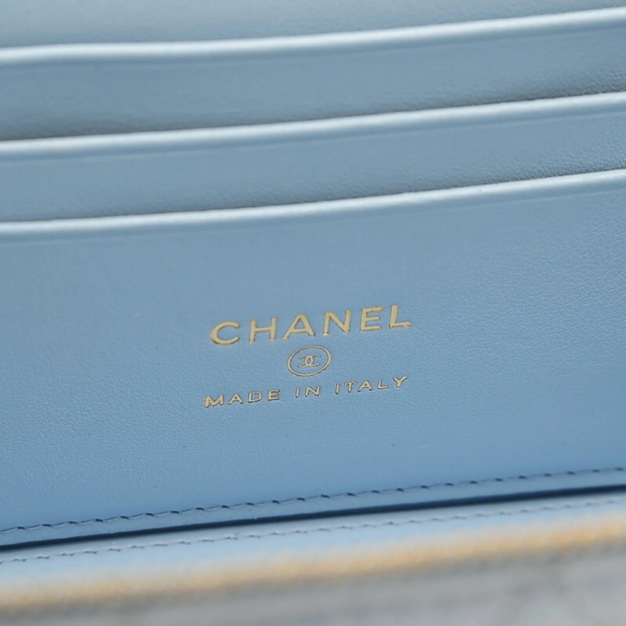 Pre-Owned Chanel Logo Handle Vanity Shoulder Bag Caviar Skin Blue Gold Hardware AP2805 (Good)