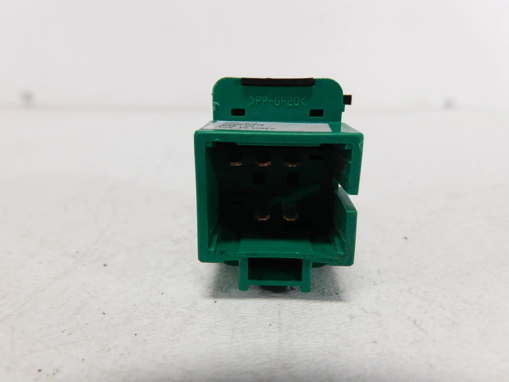 Pre-Owned 08-21 Chevrolet Express 2500 Van Driver Master Power Lock Switch   (Good)
