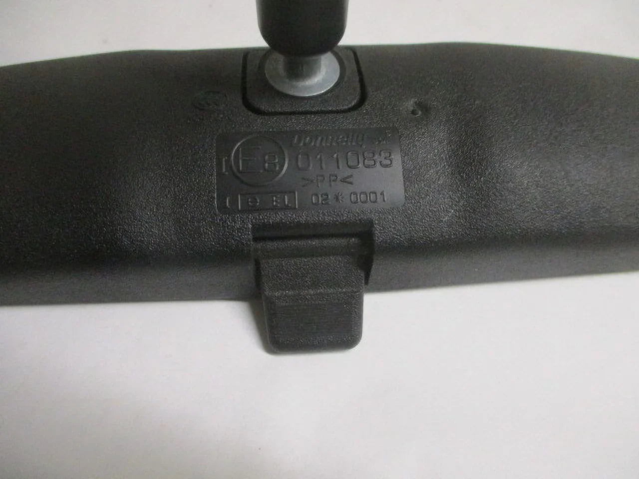 Pre-Owned Dodge Caravan Ram 1500 2500 Manual Rear View Mirror   (Good)