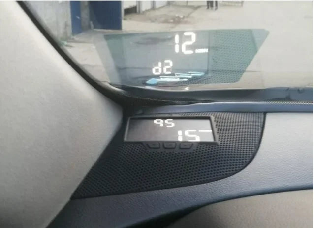 Car Electronic  Head Up Display Speedometer Projector For Toyota  C- 2018-2021 Safe Driving Screen Airborne computer left hand drive
