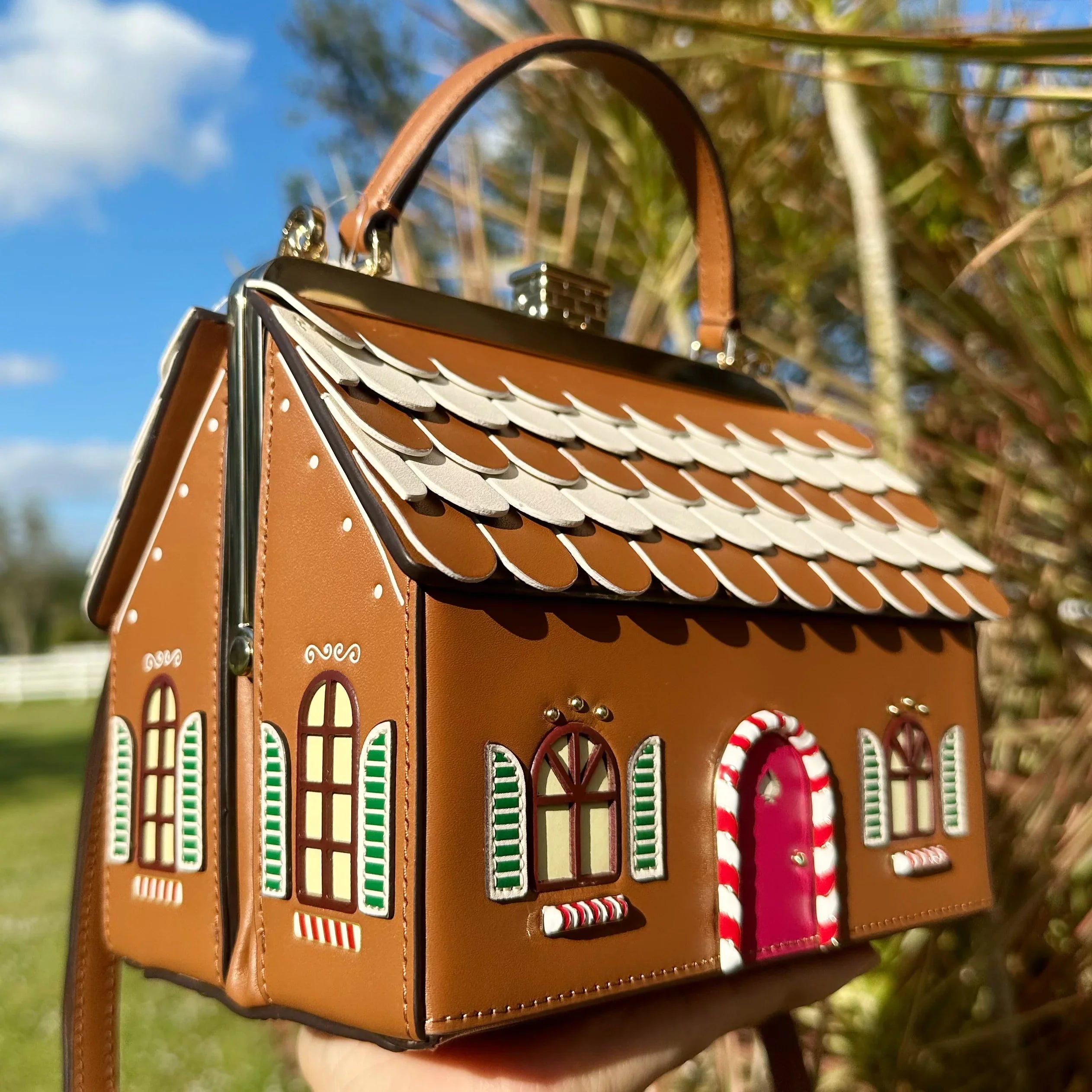 Kate Spade Gingerbread House Novelty Crossbody Handbag Rare Holiday Collection