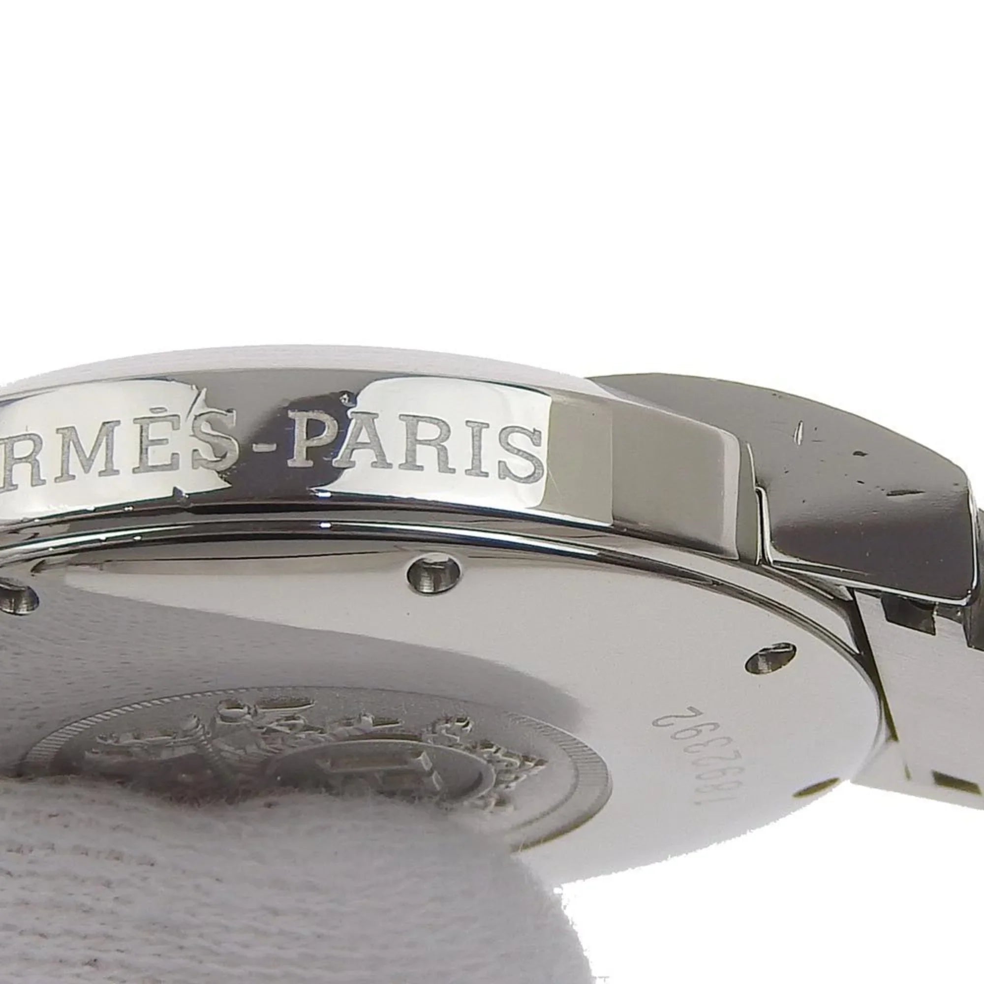 Pre-Owned Hermes Nomad Watch NO1.710 Stainless Steel Swiss Made Silver Quartz Analog Display White Dial Men's (Fair)