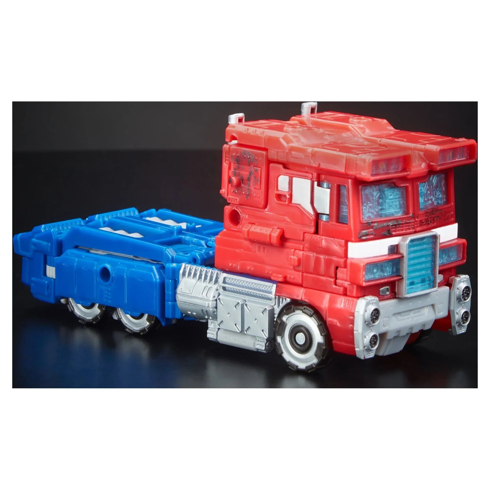 Transformers Generations Siege Voyager Class -S11 Optimus Prime